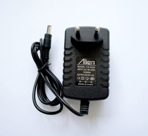 Мрежов адаптер стабилизиран с букса 5,5х2,1  5V 2A 10W