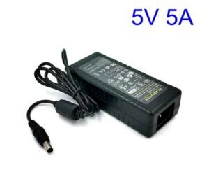 Мрежов адаптер стабилизиран с букса 5,5x2,1/2,5 5V 5A 25W