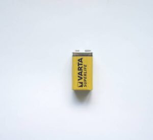 Обикновена батерия VARTA, 9VDC, 6F22, (MN1604)