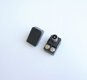 Букса преходна ъглова TV антена RF(м)/RG кабел 75-300 ohm