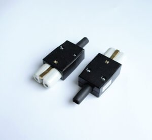 Български щекер за скара 220V 10A