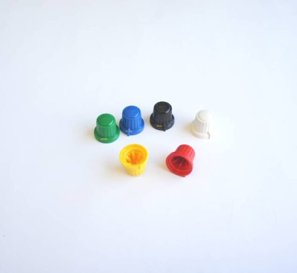 05476-A.jpg Врътка цветна с шлици за потенциометър Ф6mm