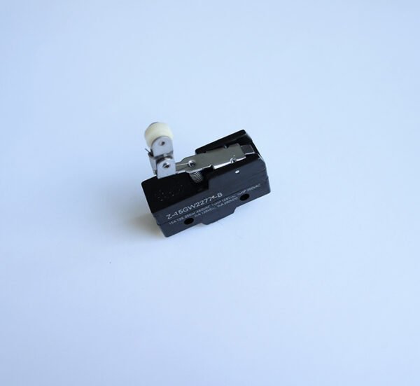SONY DSC Ключ Z-15GW2277-B незадържащ с рамо 30mm и ролка НО черен 480V 15A