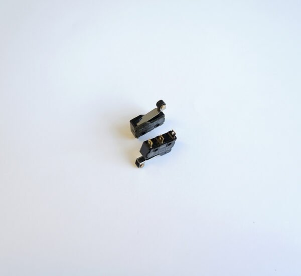 SONY DSC Ключ незадържащ НО с рамо 15mm и ролка черен 250V 3A