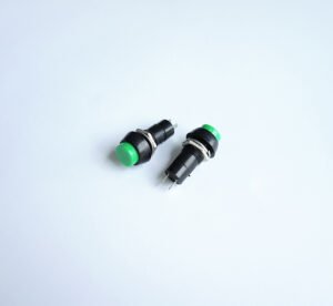 Бутон незадържащ червен НО 250V 3A Ф10mm