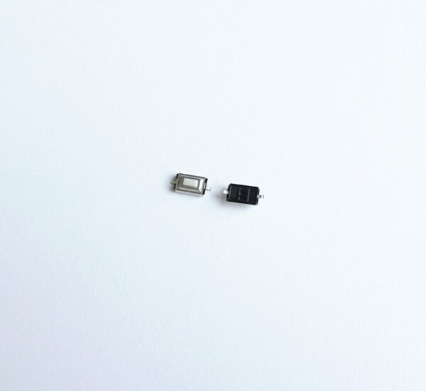 SONY DSC Малък, микро бутон 2pin 4,5x2x3mm незадържащ НО бял 12V 0,05A H=1mm