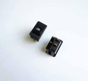 Автомобилен ключ ASW-17D, 4pin, 2 положения, светещ, черен, 12VDC, 28x22mm