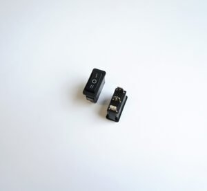 Ключ, 3pin, 3 положения, черен, 250V, 15A, 28x11mm