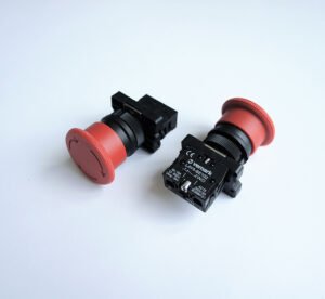 Бутон ES542 тотал стоп/авариен НЗ с 2 положения червен 250V 3A Ф22mm