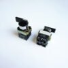 Ключ ротационен BJ53, 3 положения, незадържащ, 2НО, 250VAC, 10A, 40x30mm