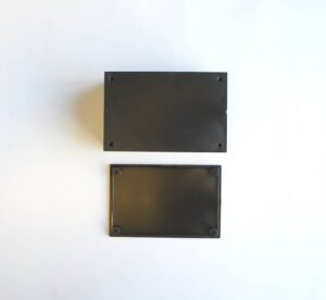 Кутия за закрит монтаж 108x72x51mm