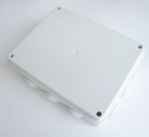 Разклонителна кутия 10ка за открит монтаж бяла 200x155x80mm