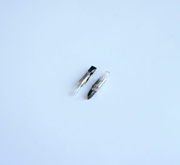 Лампа обикновена малка без резба 24V 0,05A