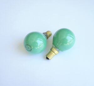Лампа сфера мини зелена с цокъл E14 220V 25W