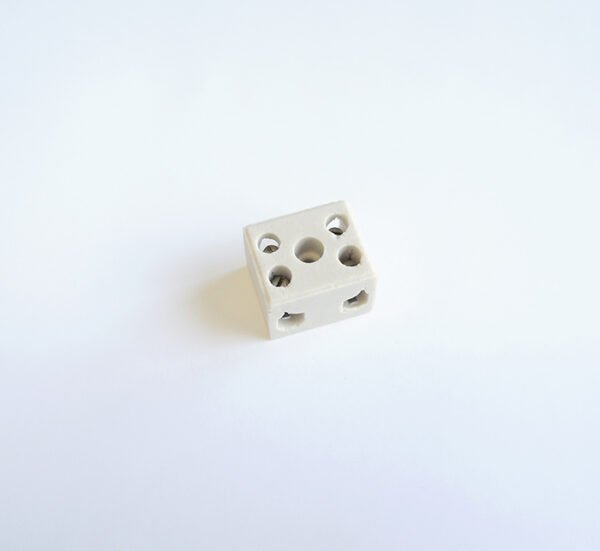 Лустер клема, порцеланова, двуполюсна, 380V, бяла, 2pin, 2,5mm2