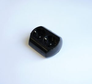 Българска разклонителна кутия, затворена, 2-ка, без кабел, 220V, 16A