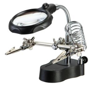 Трета ръка със стойка за поялник, щипки и лупа 65mm