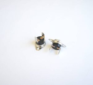Термореле (термостат) НЗ 250V 10A 70°C