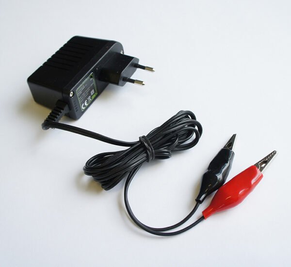 20656-A.jpg Мрежово зарядно 6V-PW, за оловни акумулатори, 6V, 14Ah, 0,7A