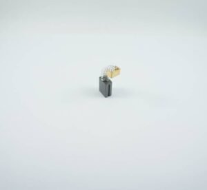 Въглено-графитна четка с канал и пружина с накрайник профил 7x12,5x16mm