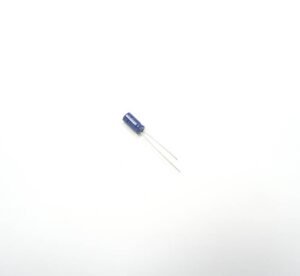 Кондензатор електролитен KEA 1000uF 6,3V Ф8х11mm 105°C