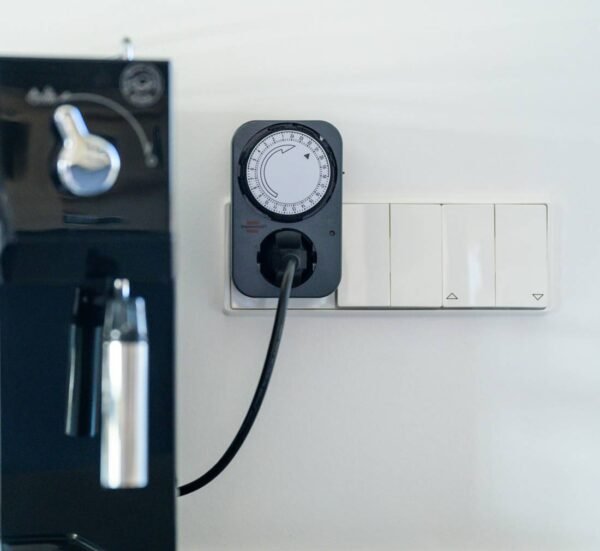 Мрежови механичен таймер MZ 20-1, реле за време, дневен, 220VAC, 16A, 3500W