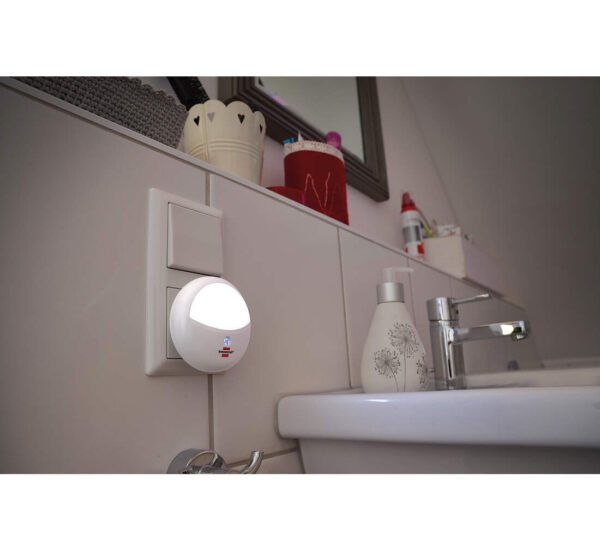 Нощна LED лампа OL02R, фото датчик за осветеност, 220VAC, 0,85W