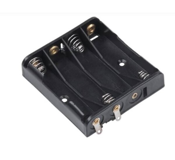 00758-A Държач, гнездо за батерии, плосък, 4xAAA, LR3