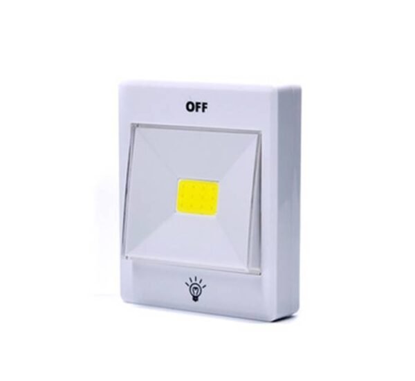 Нощна LED лампа за монтаж на стена с батерии