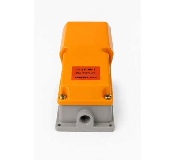 05523-B Крачен превключвател SFMP-1, педал за натискане, НО+НЗ, 250VAC, 10A, SPDT