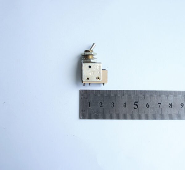 SONY DSC Български ключ с лост 3pin и 2 положения метален Ф8mm