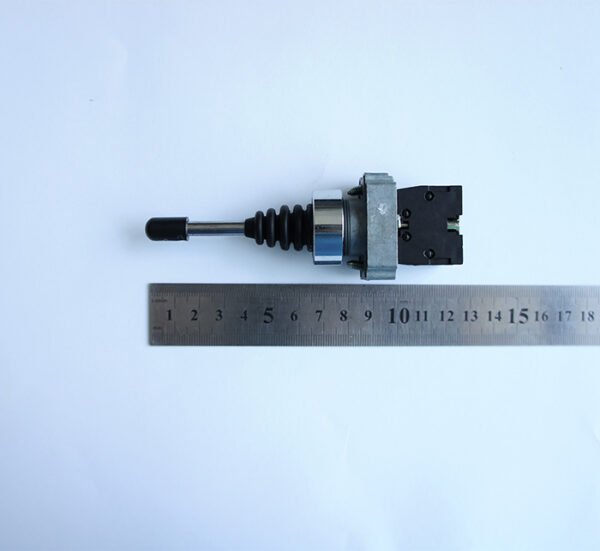 Джойстик незадържащ, 2 положения, 240VAC, 6A, Ф22mm