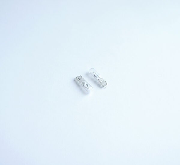 Автомобилна лампа "игличка" с цокъл 4,6d 24V 1,2W