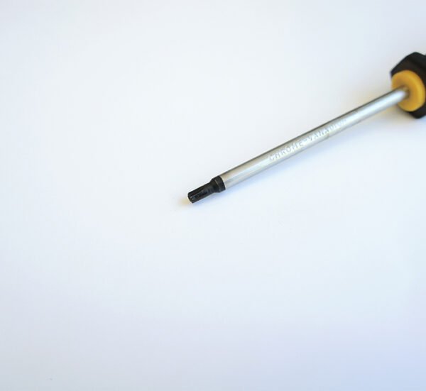 Отвертка торкс с намагнитен връх T25x100mm
