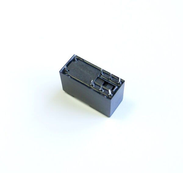 Реле HF115F, 12VDC, 8A, 2 контактни групи, 277V