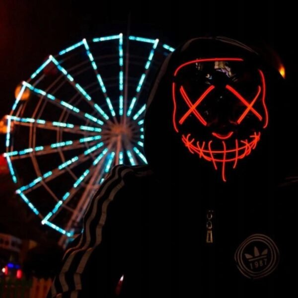 Маска с LED светлина - декоративна