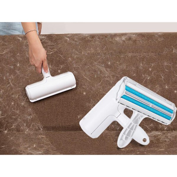 Четка за почистване на косми от домашни любимци