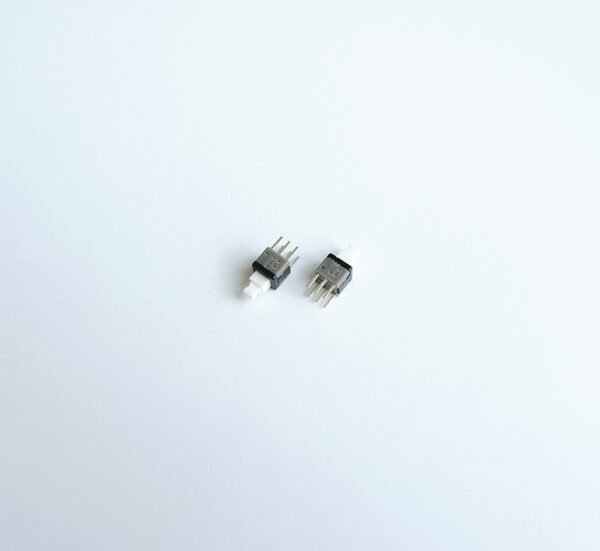 SONY DSC Малък ключ 6pin 10x6x6mm с 2 положения задържащ бял H=5mm