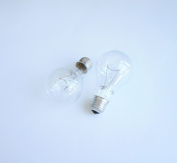 Лампа обикновена прозрачна с цокъл E27 220V 200W